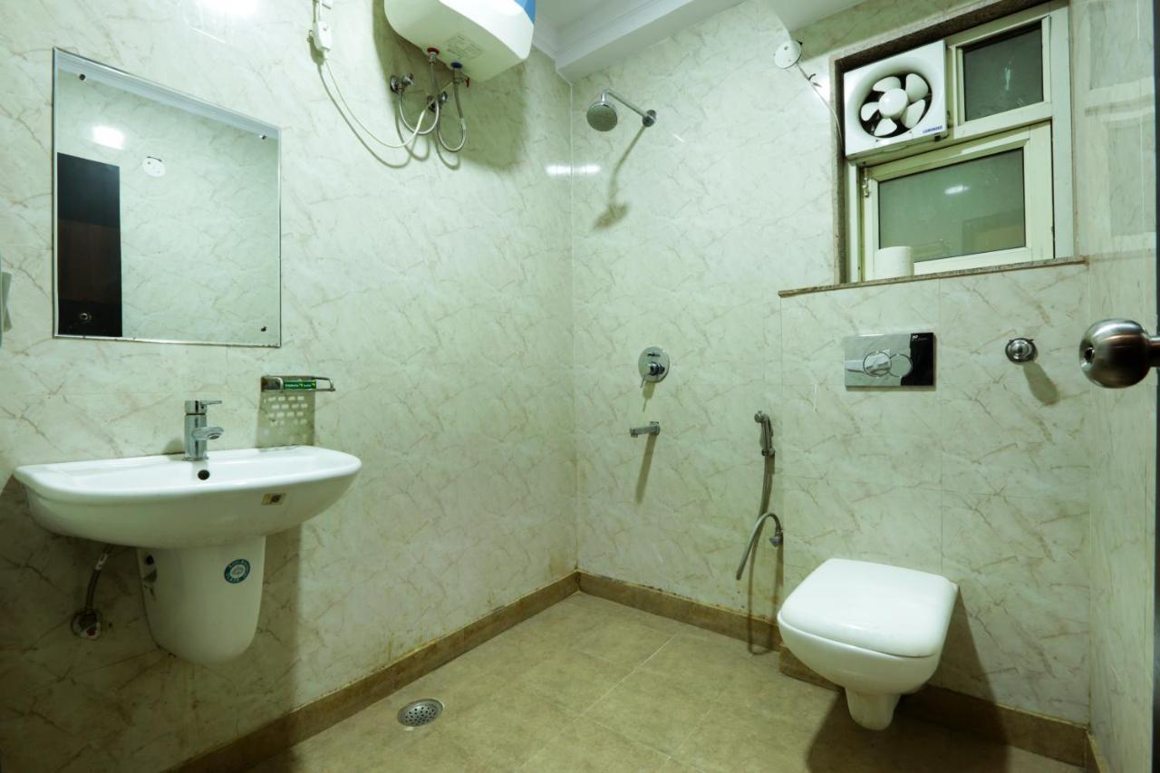Hotel Ark Suites At Delhi Airport นิวเดลี ภายนอก รูปภาพ