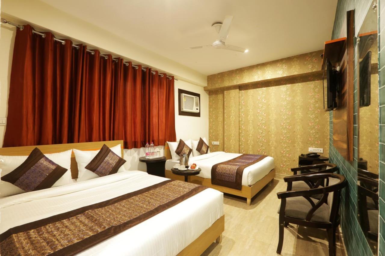 Hotel Ark Suites At Delhi Airport นิวเดลี ภายนอก รูปภาพ