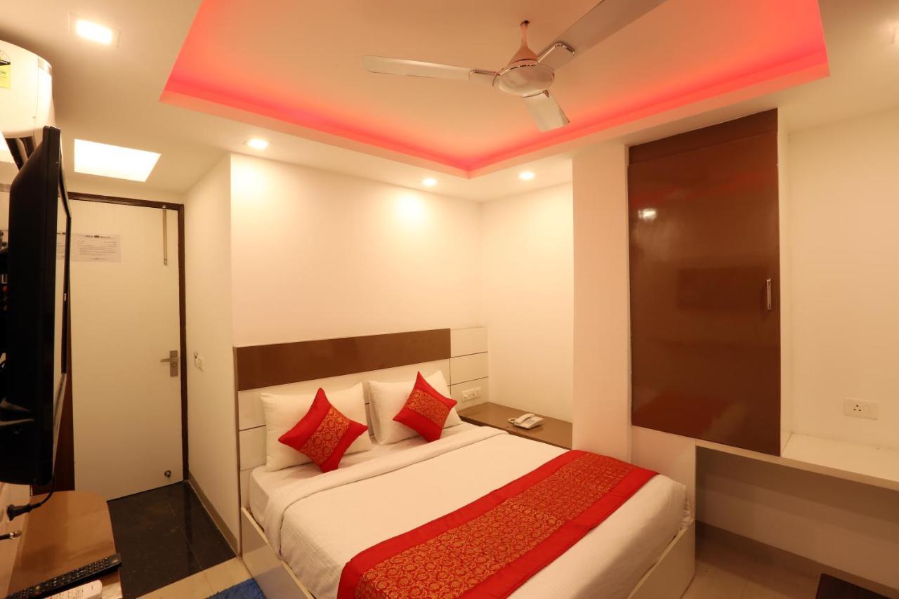 Hotel Ark Suites At Delhi Airport นิวเดลี ภายนอก รูปภาพ